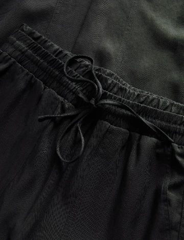Pantaloni Reserved, negru