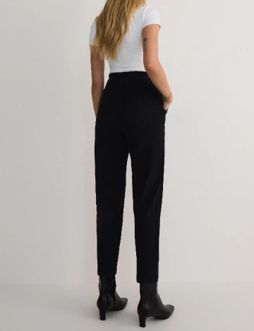 Pantaloni Reserved, negru Negru