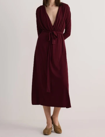 Rochie medie Reserved, visiniu