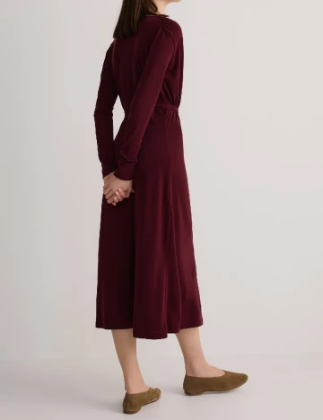 Rochie medie Reserved, visiniu