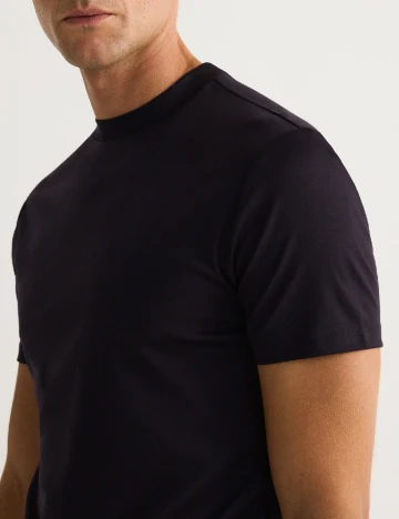 Tricou Reserved, negru Negru