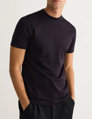 Tricou Reserved, negru Negru