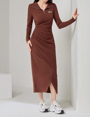 
						Rochie medie SHEIN, maro