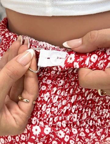 Pantaloni scurti SHEIN Maternity, rosu Rosu