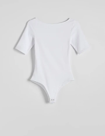 Body Reserved, alb