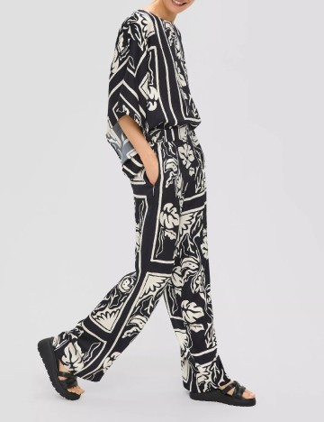 Pantaloni s.Oliver, negru