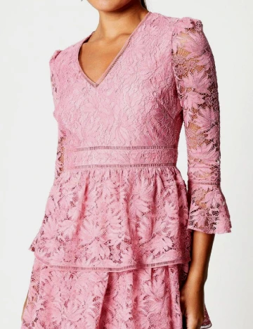 Rochie medie Coast, roz
