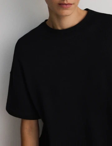 Tricou Reserved, negru