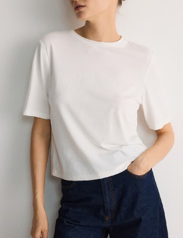 
						Tricou Reserved, alb