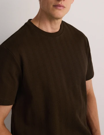 Tricou Reserved, maro Maro