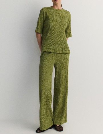 
						Pantaloni Reserved, verde