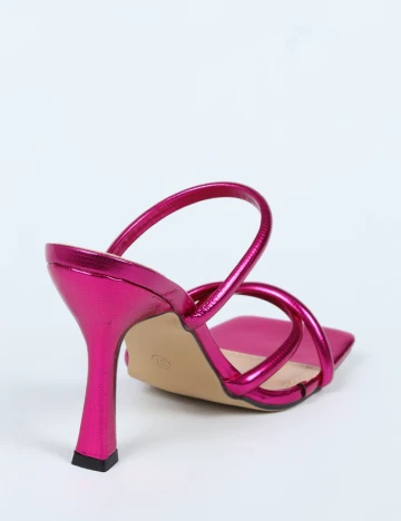 Saboti SHEIN, magenta