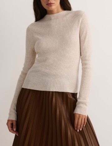 
						Bluza Reserved, crem