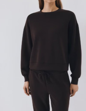 
						Bluza Reserved, maro
