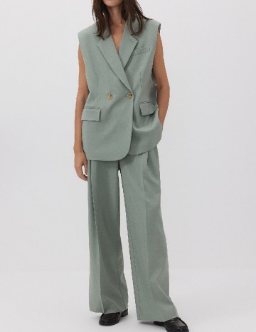 
						Pantaloni Reserved, verde