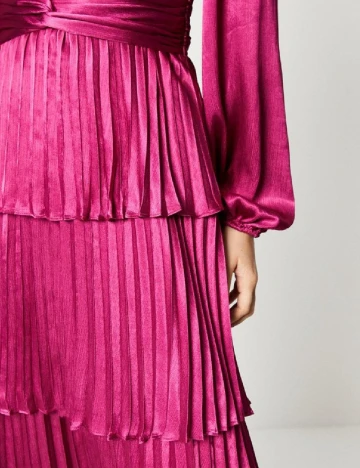 Rochie medie Coast, roz