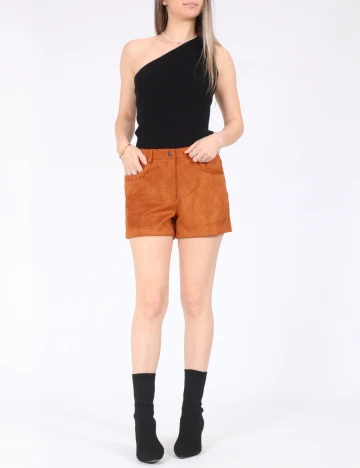 Pantaloni scurti Only, caramiziu