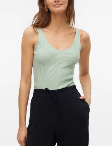 
						Maiou Vero Moda, verde
