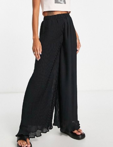 
						Pantaloni Reclaimed Vintage, negru