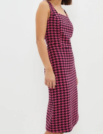 Rochie medie Coast, roz