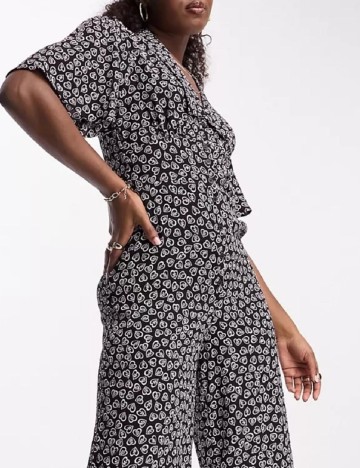 Salopeta Nobody s child, negru