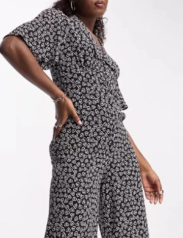 Salopeta Nobody s child, negru