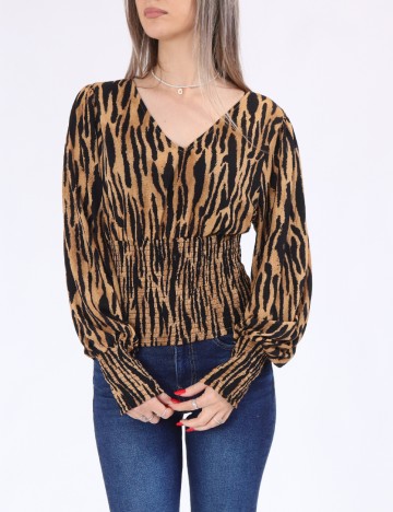 
						Bluza Only, maro