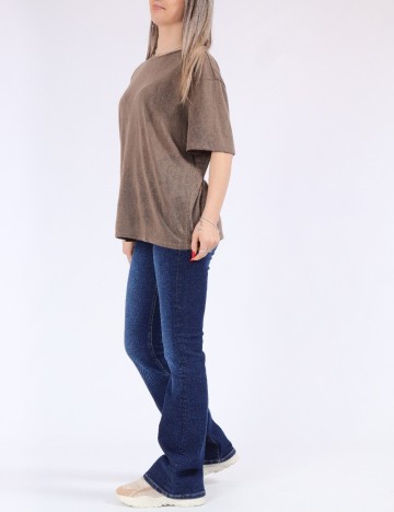 Tricou Only, maro