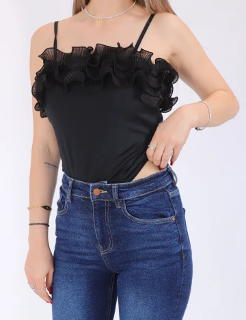 Body Only, negru