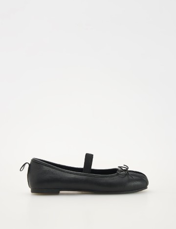 
						Balerini Reserved, negru