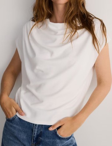 
						Bluza Reserved, alb