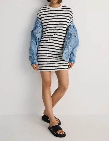 Rochie scurta Reserved, alb/bleumarin