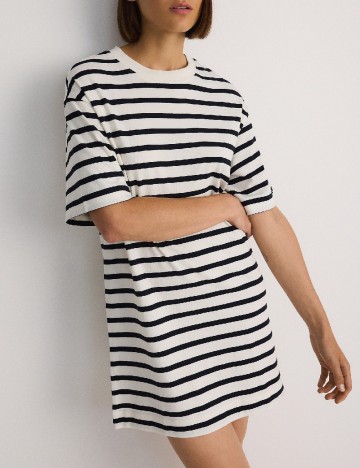 Rochie scurta Reserved, alb/bleumarin