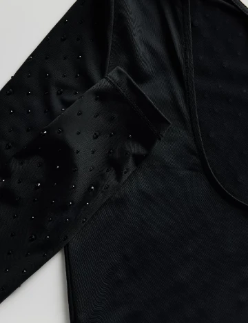 Body Reserved, negru
