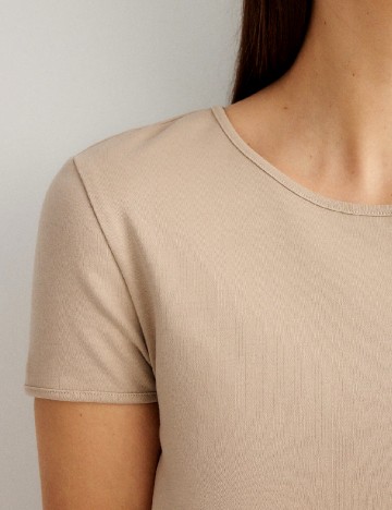Tricou Reserved, crem