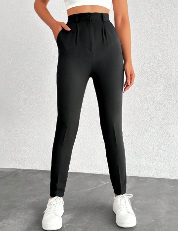 
						Pantaloni SHEIN, negru