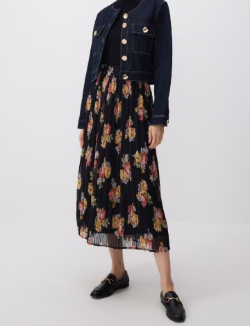 
						Fusta Reserved, floral print