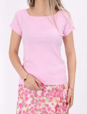 Tricou Pieces, roz