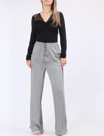 Pantaloni Vero Moda, gri