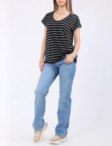 Tricou Pieces, negru