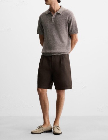 
						Tricou Zara, maro
