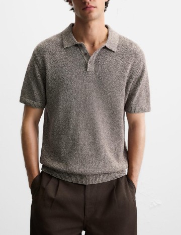 Tricou Zara, maro
