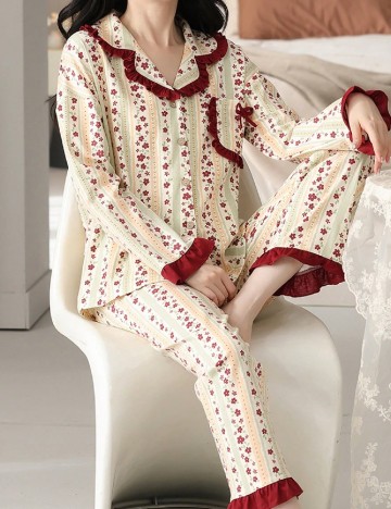 
						Pijama SHEIN, mix culori