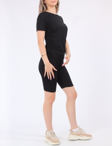 Tricou Pieces, negru