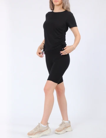 Tricou Pieces, negru