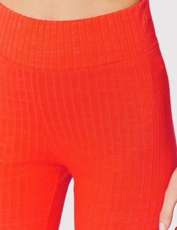 Pantaloni scurti Noisy May, rosu Rosu