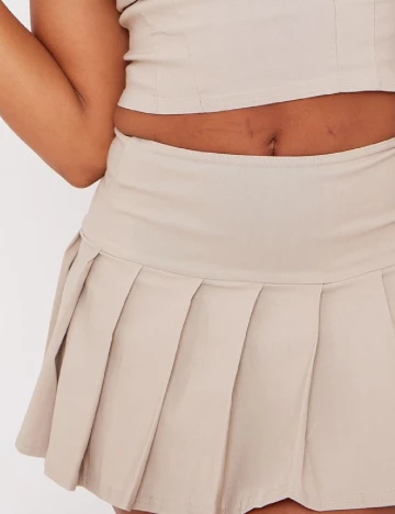 Fusta PRETTYLITTLETHING, bej Crem