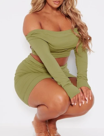 Top PRETTYLITTLETHING, verde