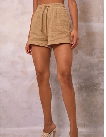 Pantaloni scurti PRETTYLITTLETHING, maro Maro