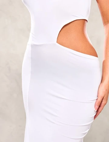 Rochie lunga PRETTYLITTLETHING, alb